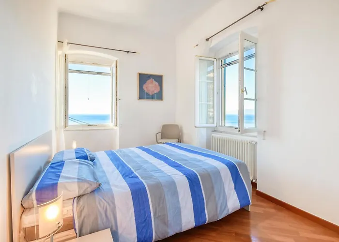 Eolo Semesterbostad Camogli